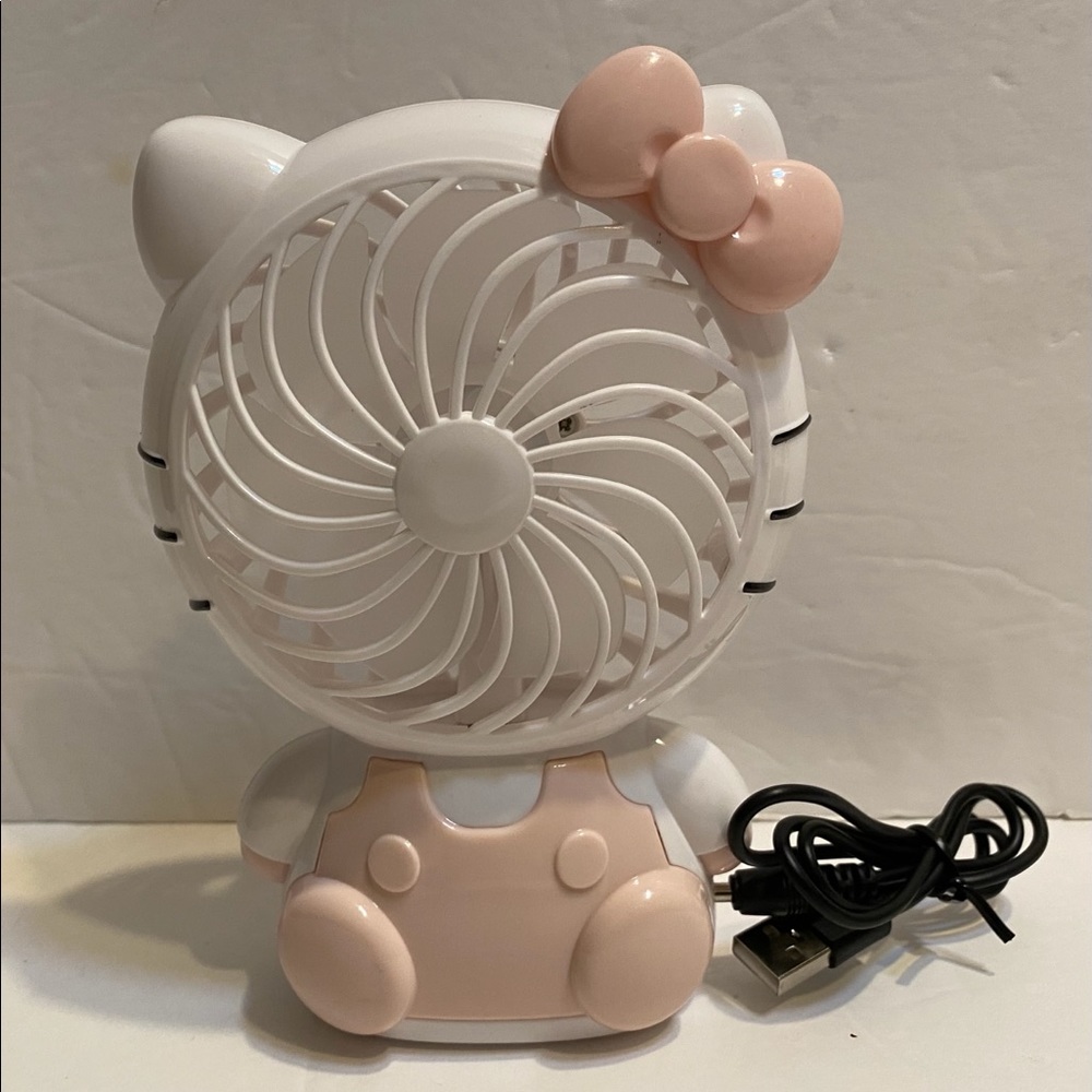 HelloKitty Deal Fan Handheld USB Charging Portable - Picture 8 of 8